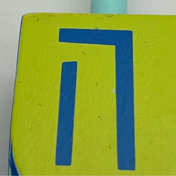 Larger Unbranded Wooden Green And Blue Hanukkah Dreidel - Picture 10 of 16